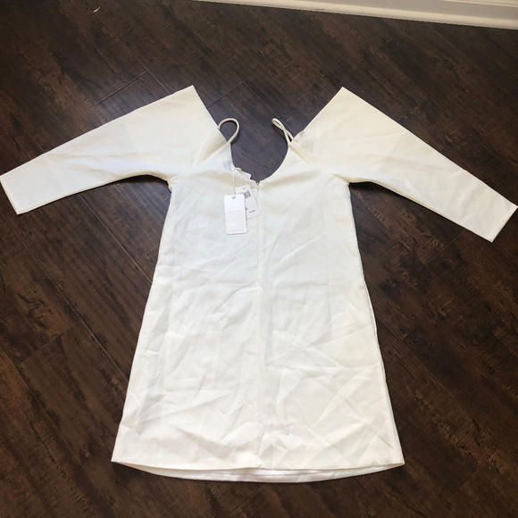 Mare Mare Belle VNeckline Cold Shoulder Mini Dress - Picture 5 of 6